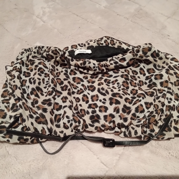 Leopard Strapless Dress - Picture 3 of 3